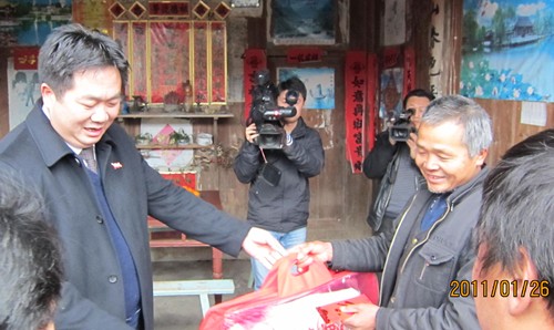 潘亮到錦屏開展“四幫四促”春節(jié)送溫暖活動