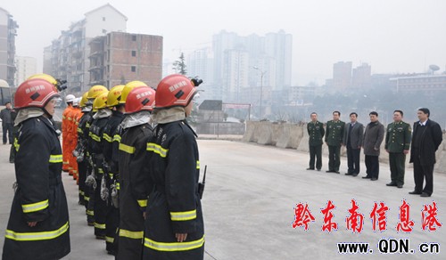 州委書記廖少華大年初一慰問一線消防官兵