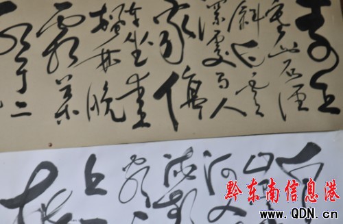 每天練字1小時 52年重來沒間斷(圖)