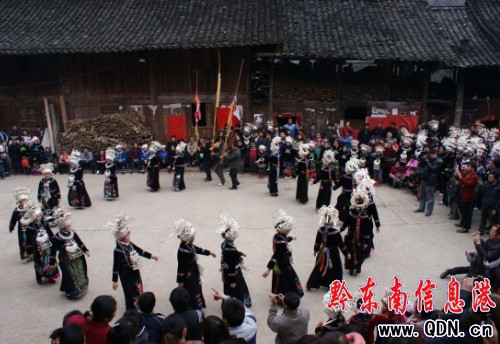 ȫ�������R��� ���Ӱ�Ӣ�����\�����R�´�