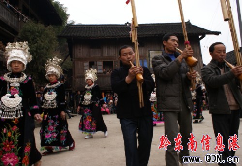 ȫ�������R��� ���Ӱ�Ӣ�����\�����R�´�