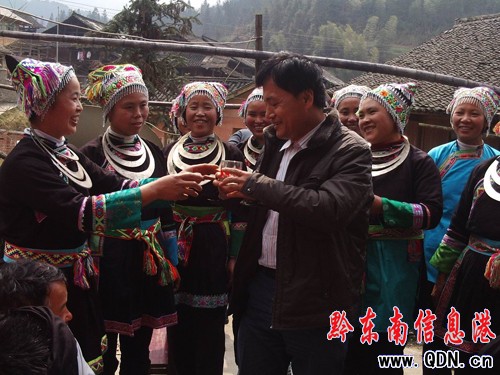 黎平辦節“新思維” 政府退出舞臺 民間自編自導