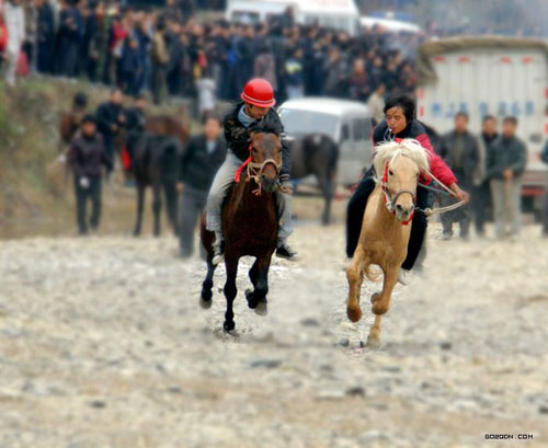 ̽������֮�ء������㡱 �İ���vʷ����ʢ��(hu��)