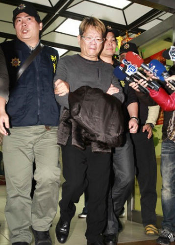 臺灣歌手鄭進一吸毒被捕 曾被傳嫖妓玩3P(圖)