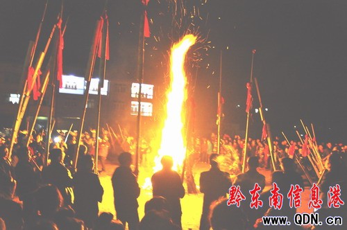 舟溪甘囊香舉行“起堂開節(jié)”儀式(組圖)