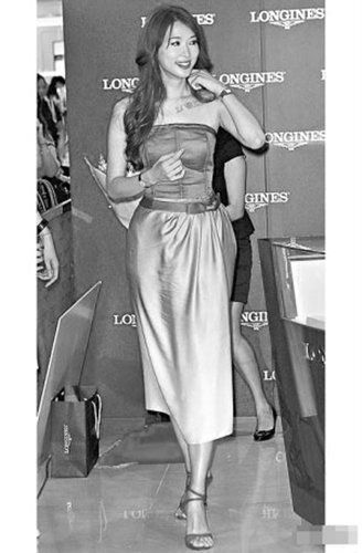 ��־��һ�p�߸�Ь������ ����:���ஔ��ϧ��Ʒ