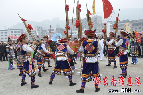 �����J���(du��)�R�۸����� �����J����ӭ��ǰʢ��(hu��)