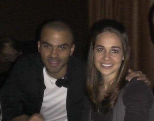 馬刺控衛帕克再演姐弟戀 約會WNBA銀星隊花魁