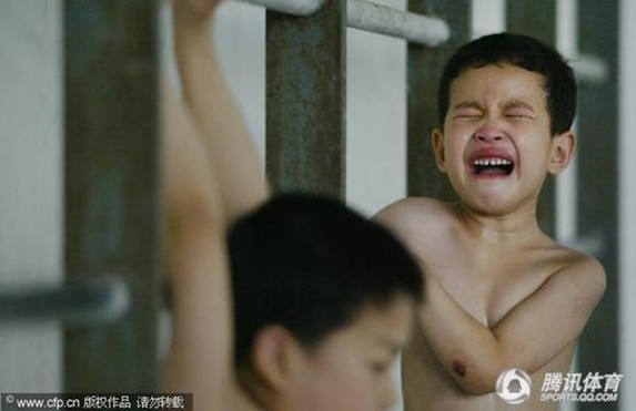 李小雙體校九成孩子被淘汰 無法適應(yīng)生活(圖)