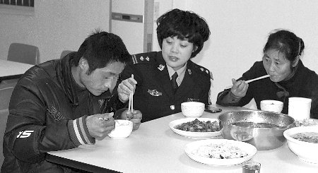 Ů���L�ϰق��Ԓ�����ӷ� 4�����4������