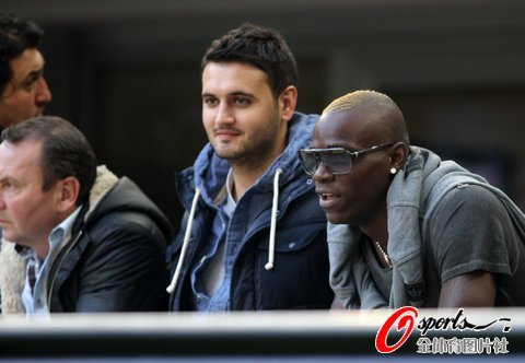 曝米蘭敲定巴洛特利轉(zhuǎn)會 身價2250萬合同五年