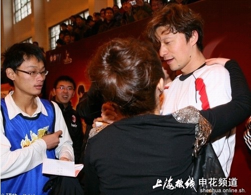 �x����ϯ���(d��ng)�@�G�� �⽻��ڽz�W(xu��)�Ï�(qi��ng)��(�D)