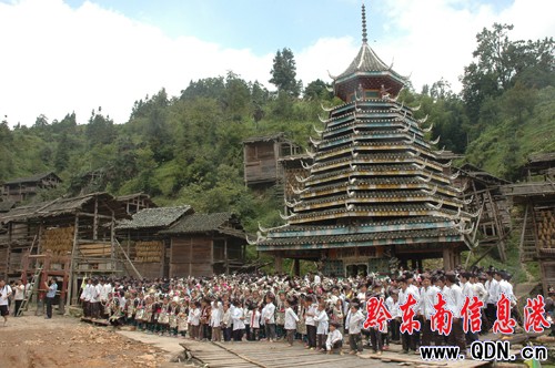 ��ƽ300�������c���δ�կ���йĘǻ��򣨈D��