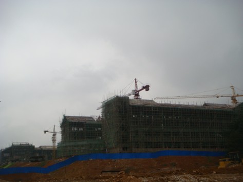 ���Դ������L����P�����{�У��D��