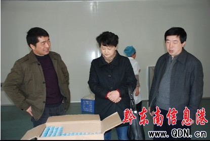 龍黔清深入貴州苗仁堂制藥有限責任公司開展調研