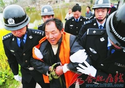 ������������ʬ ָ�J(r��n)�F(xi��n)���r(sh��)�控΢Ц(�D)