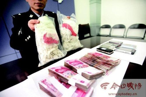 ����F���ʡ؜��13�˱��� �U�@���Y4�f��Ԫ