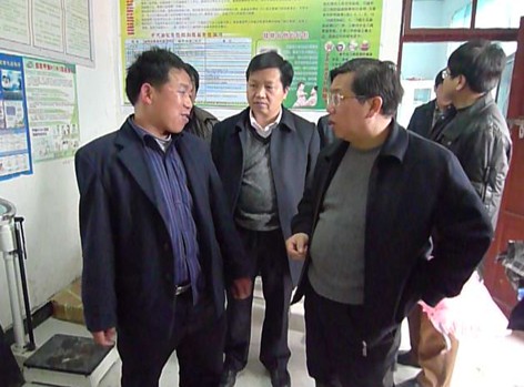 ���˴�ί��(hu��)�����_����(qu��n)�����_(t��i)���όm�l(xi��ng)�{(di��o)��