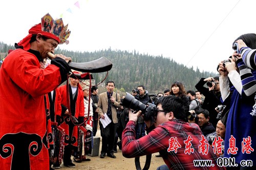 ˼�݃��򃮼� ������Ů��ʣ��D��