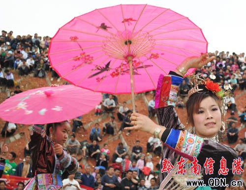 �ߣ�һ��ȥ��ƽ���l(xi��ng)��ˤ�ӣ����M�D��