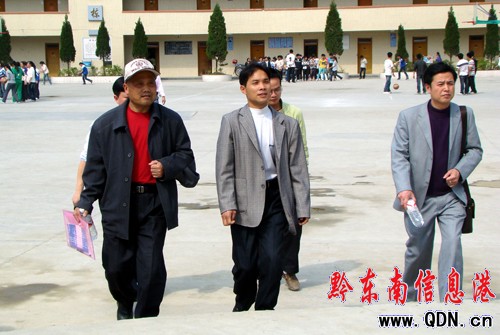 州教育督導(dǎo)團蒞臨錦屏督導(dǎo)教育工作(圖)