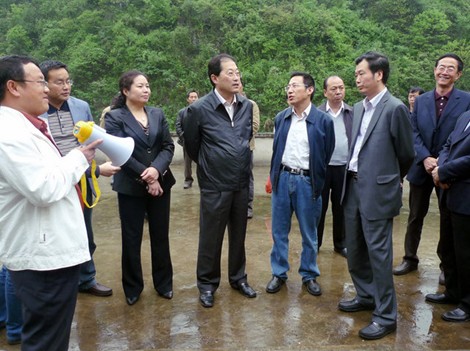 副省長辛維光到麻江調(diào)研(圖)