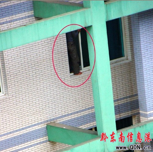 嫌犯砍下妻子頭顱 警方果斷開槍擊斃