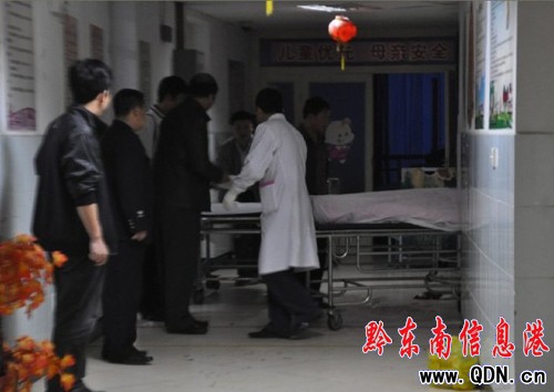 嫌犯砍下妻子頭顱 警方果斷開槍擊斃