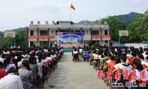 �\��3000����W�������ܽ^����������D��