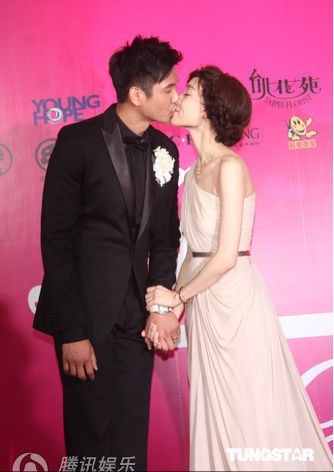 組圖:范瑋琪黑人今日大婚 二人當眾熱吻秀恩愛