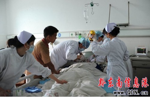 丹寨發生惡性交通事故 造成6死5傷(組圖)