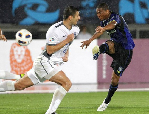 亞冠-天津0-2大阪失小組第1 楊啟鵬染紅離場