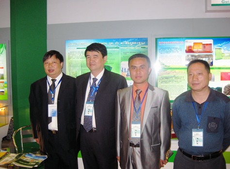 �齭�����ڡ�Ʒ���������չ�����D��