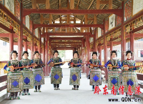 ��ƽ��푶�����������ͨ��Ҏ���D��