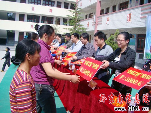 �\�����Ҹ����̡��Ŀ��l�Ńxʽ¡���e��