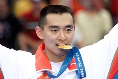 孔令輝深夜醉打保安 劉國梁救場警方介入方和解