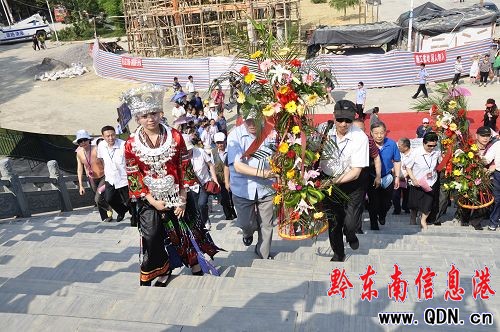 ��܊����R�ی�܊���� ׷�����Ҽtɫ���E