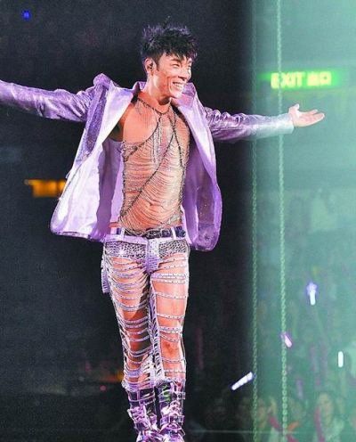 傳許志安鄭秀文明年海島結(jié)婚 女方稱不一定生子