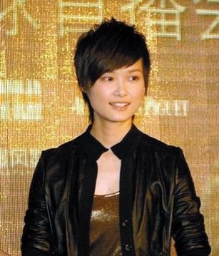 被傳嫁金領 李宇春回應稱現在沒談戀愛(圖)