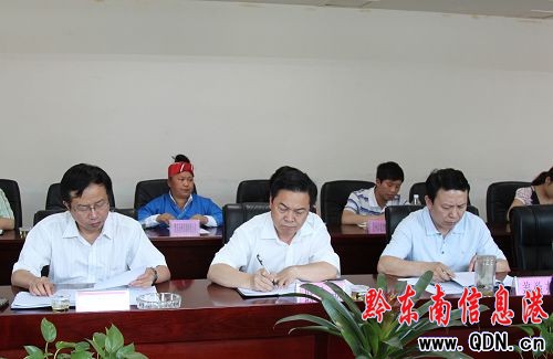 省質(zhì)監(jiān)局總工程師出席銀飾刺繡產(chǎn)業(yè)發(fā)展座談會