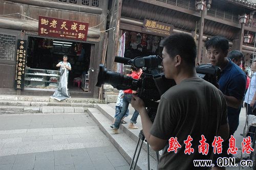 �P���lҕ̽�L����t܊��ǭ��һվ��ƽ���D��