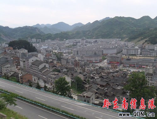 劍河新縣城白天美如畫 夜晚似迷宮(組圖)