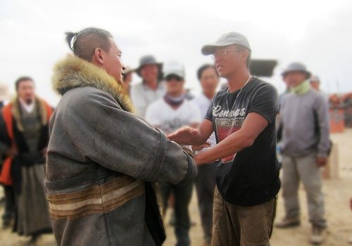 《鴻門宴》陳小春戲份殺青 遇沙塵暴挽留(圖)