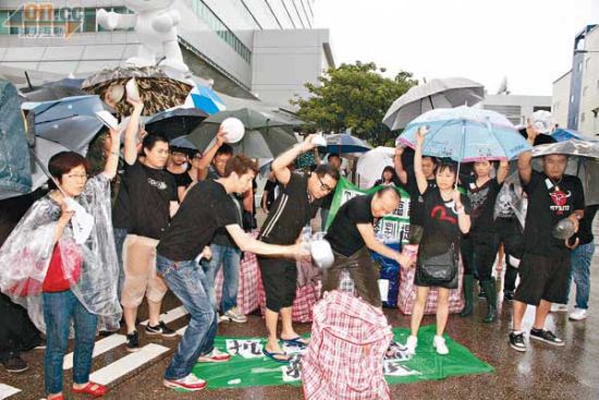 曾志偉卷入無線抗議風波 稱對得起天地良心