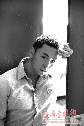 釋小龍領銜 《大海嘯:鯊口逃生》將開拍(圖)