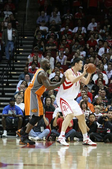 奧尼爾贊姚明偉大統治級球員 稱其必進名人堂