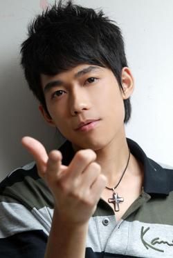 蘇醒稱娛樂圈不單純 有明星行假環保作假公益