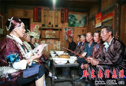 ���塰�̵��������ְ����裨�D��