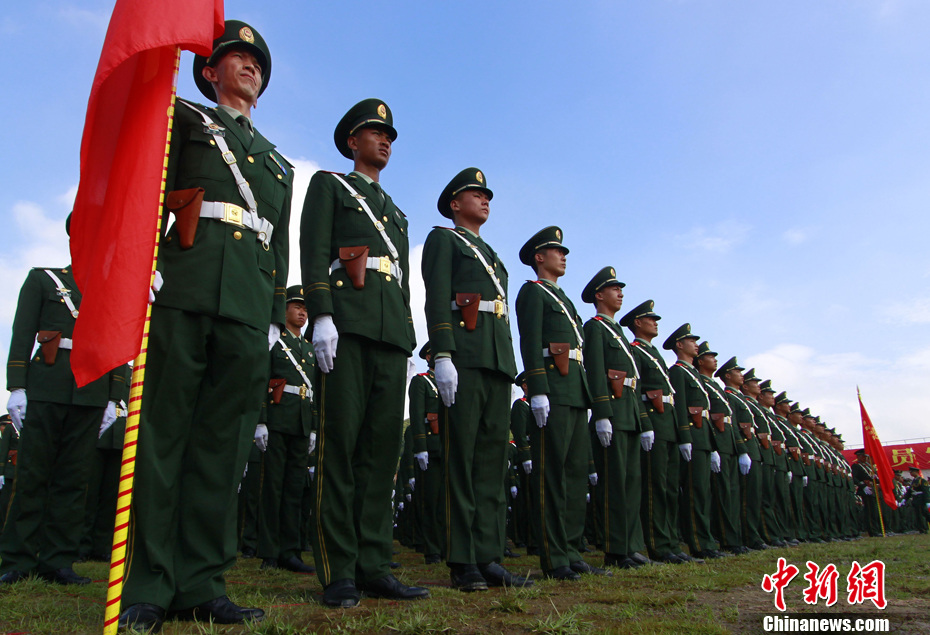 �侯����f����ʿ�ı����\ƽ��