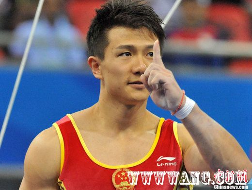 陳一冰瞬間變臉 直言其沒資格批張尚武(圖)